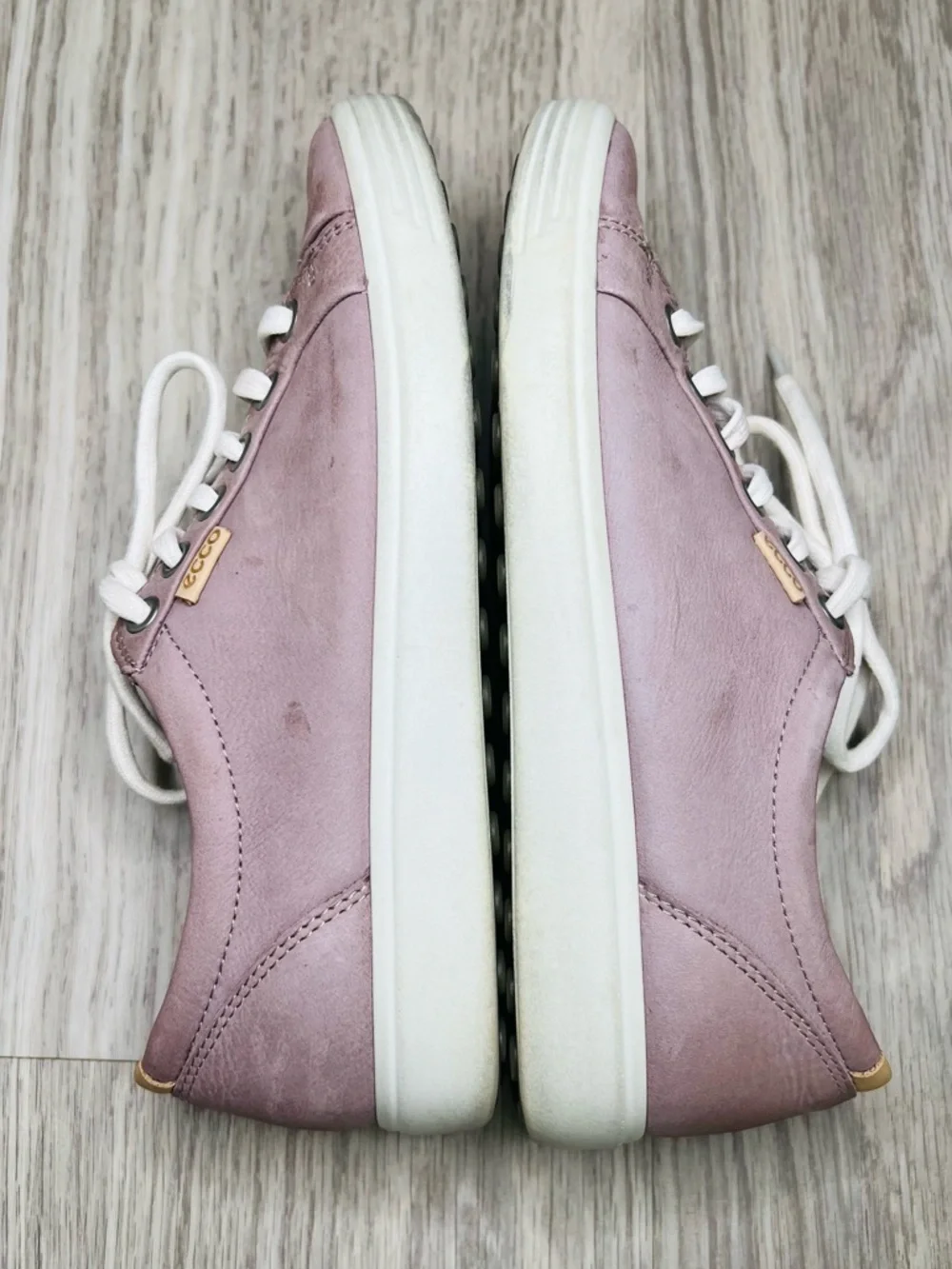 Ecco Women’s Sneakers SZ EU 37 US 6-6.5 pink Low Comfort Walking outdoor Shoe